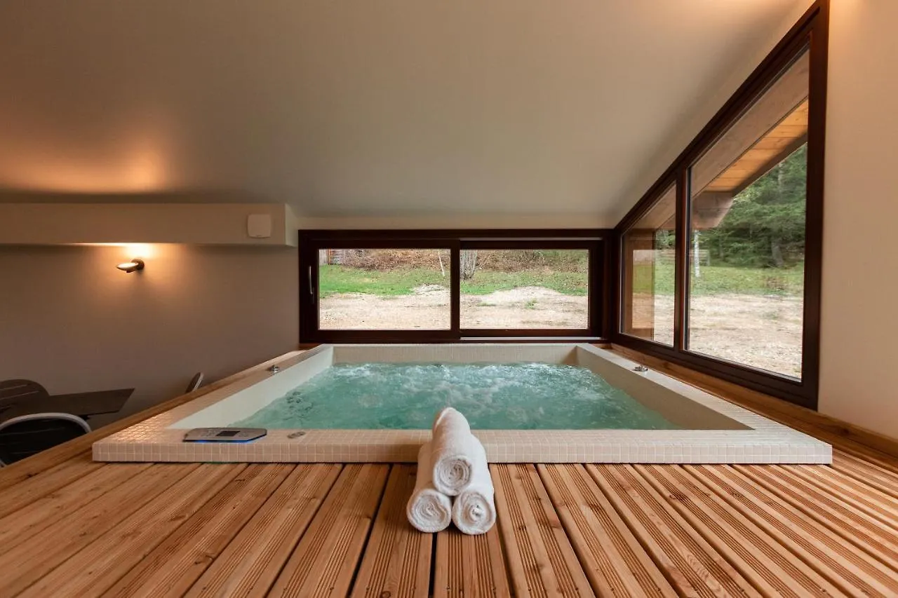 Auberge De La Croix Perrin Lans-en-Vercors Hotel